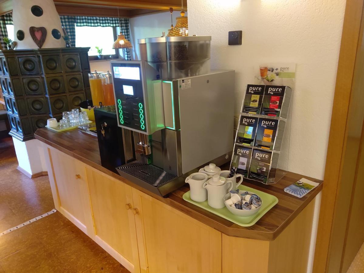 Appartement-Hotel Happy Kienberg Пфронтен Екстериор снимка