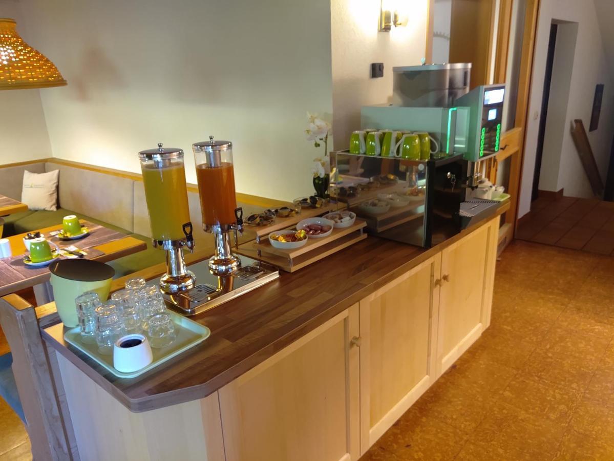 Appartement-Hotel Happy Kienberg Пфронтен Екстериор снимка