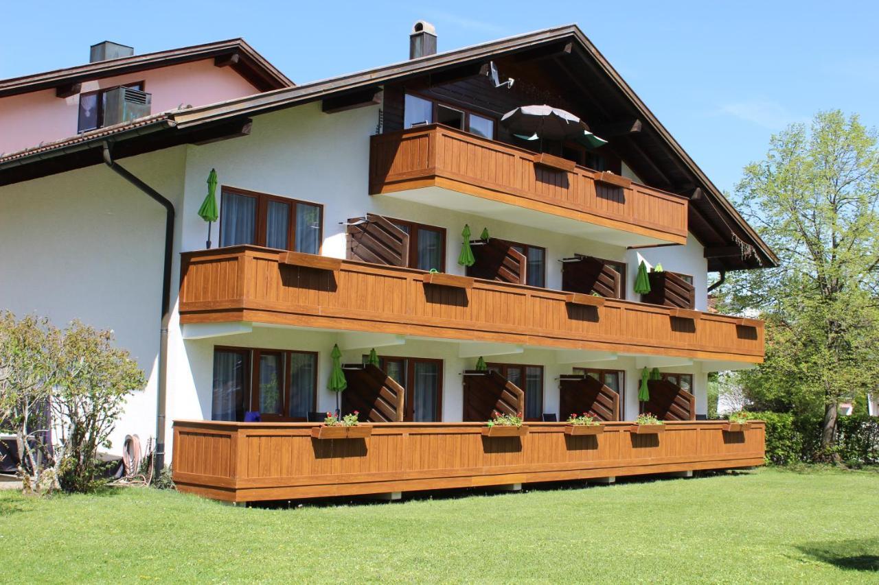 Appartement-Hotel Happy Kienberg Пфронтен Екстериор снимка