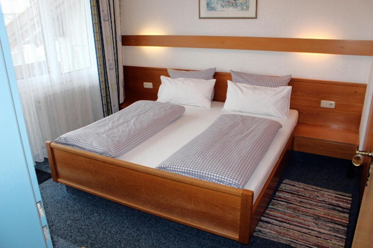 Appartement-Hotel Happy Kienberg Пфронтен Екстериор снимка