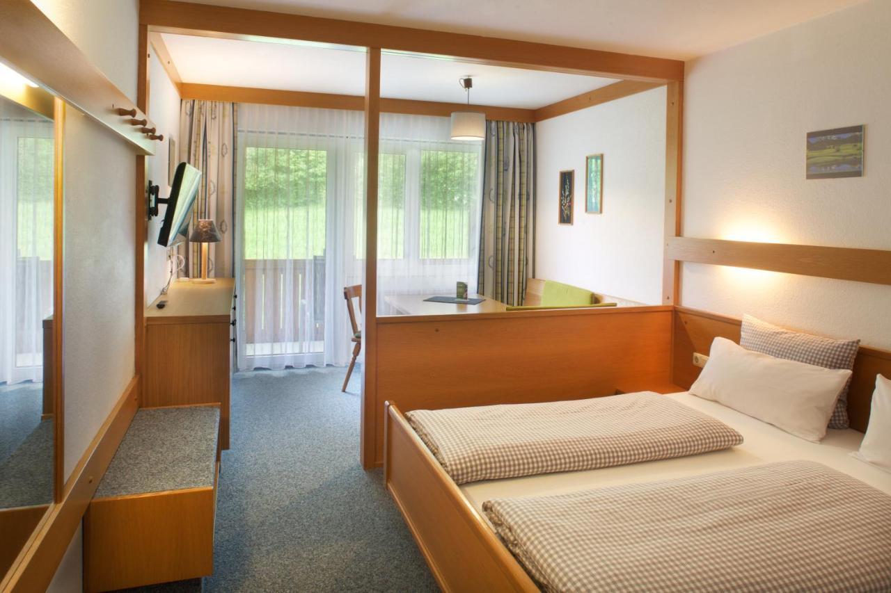 Appartement-Hotel Happy Kienberg Пфронтен Екстериор снимка