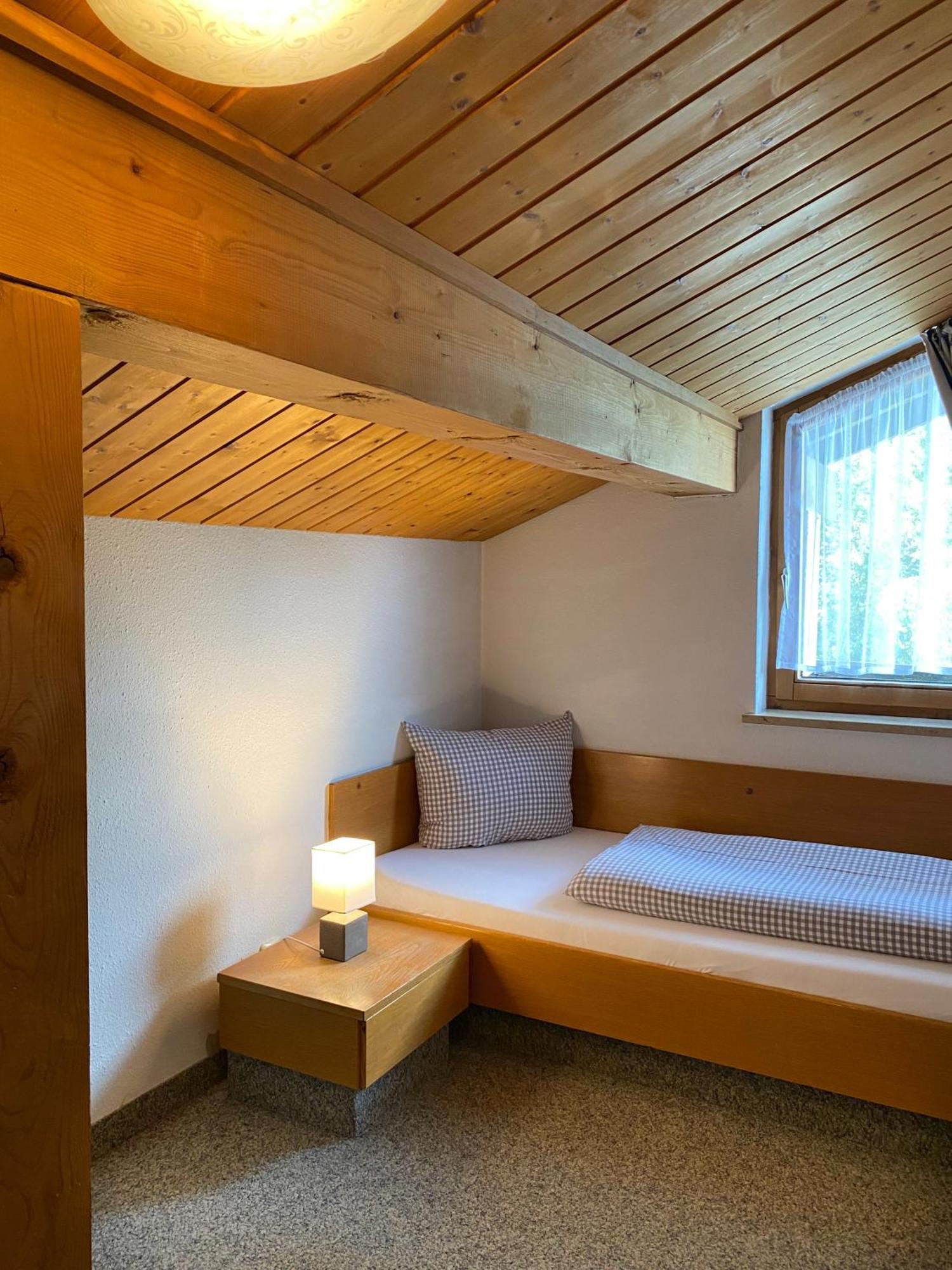 Appartement-Hotel Happy Kienberg Пфронтен Стая снимка