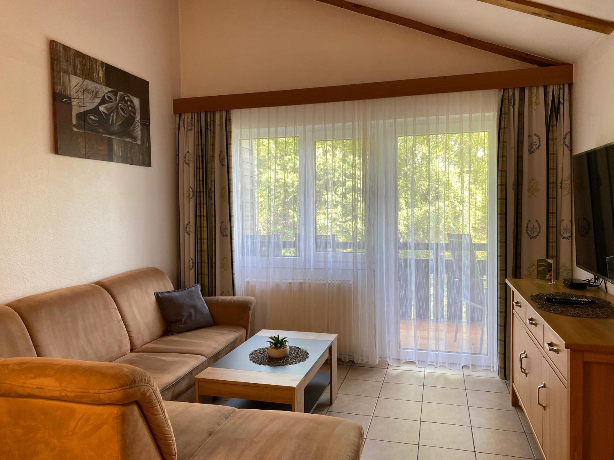 Appartement-Hotel Happy Kienberg Пфронтен Стая снимка